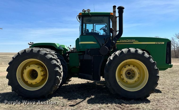 image for item DN6363 2003 John Deere 9320  4WD tractor