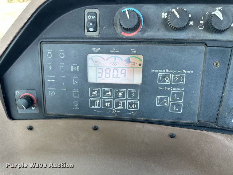 image for item DN6363 2003 John Deere 9320  4WD tractor