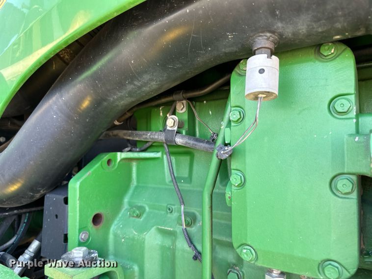 image for item DN6363 2003 John Deere 9320  4WD tractor