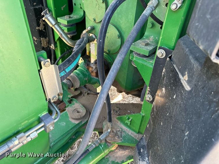 image for item DN6363 2003 John Deere 9320  4WD tractor