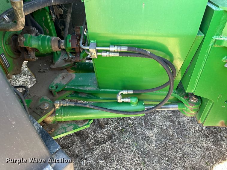 image for item DN6363 2003 John Deere 9320  4WD tractor