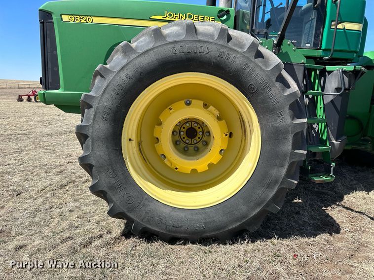 image for item DN6363 2003 John Deere 9320  4WD tractor