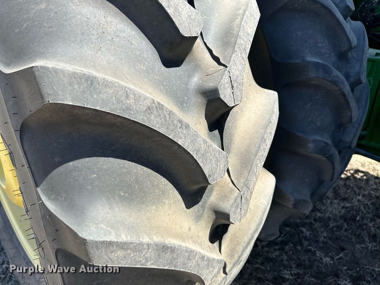 image for item DN6363 2003 John Deere 9320  4WD tractor