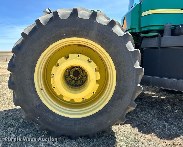 image for item DN6363 2003 John Deere 9320  4WD tractor