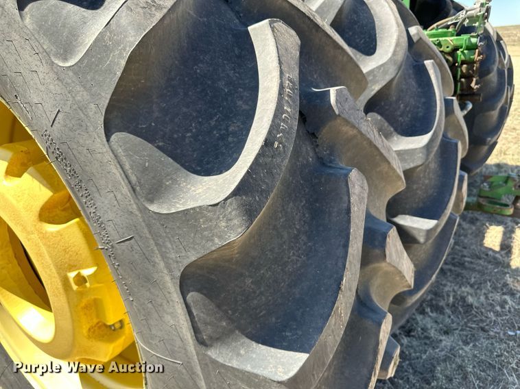 image for item DN6363 2003 John Deere 9320  4WD tractor