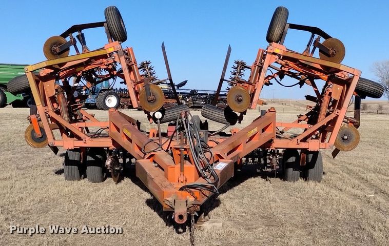 image for item DN6364 Sunflower 3691-45  sweep plow