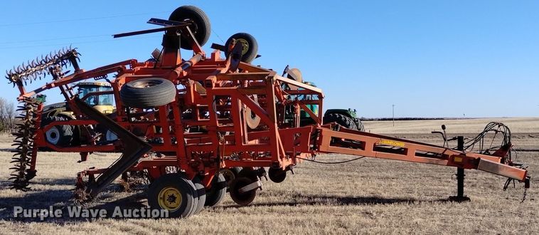 image for item DN6364 Sunflower 3691-45  sweep plow