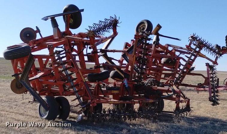 image for item DN6364 Sunflower 3691-45  sweep plow