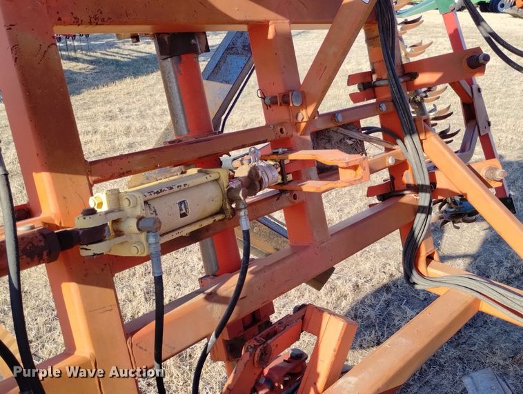 image for item DN6364 Sunflower 3691-45  sweep plow