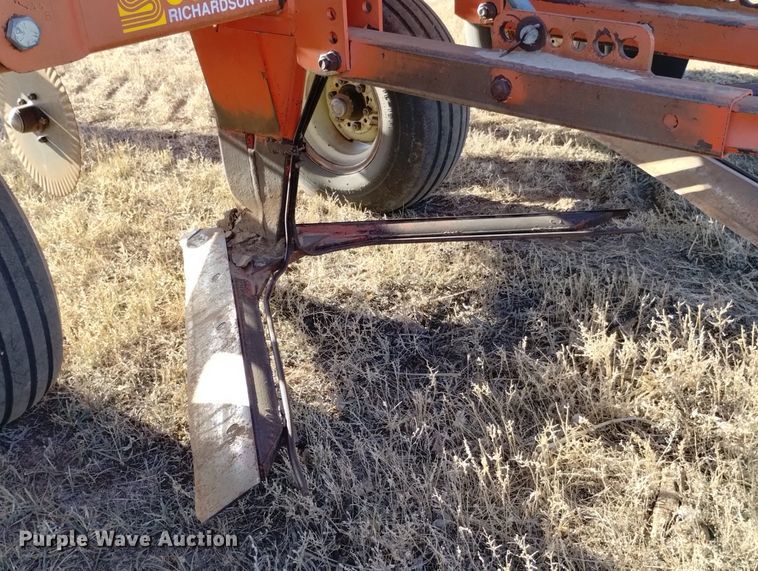 image for item DN6364 Sunflower 3691-45  sweep plow