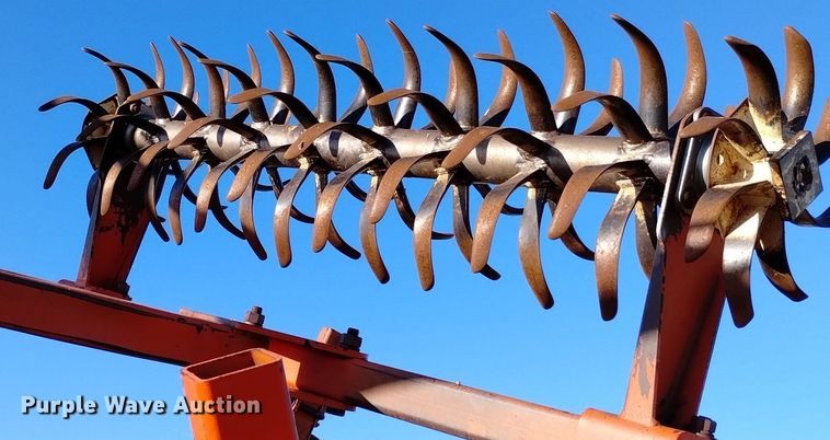 image for item DN6364 Sunflower 3691-45  sweep plow