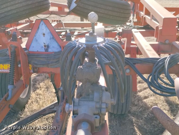 image for item DN6364 Sunflower 3691-45  sweep plow