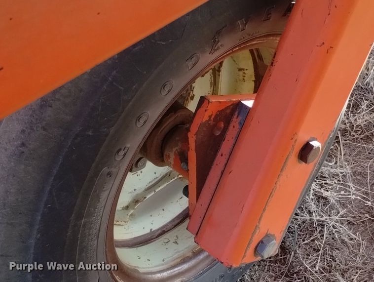 image for item DN6364 Sunflower 3691-45  sweep plow