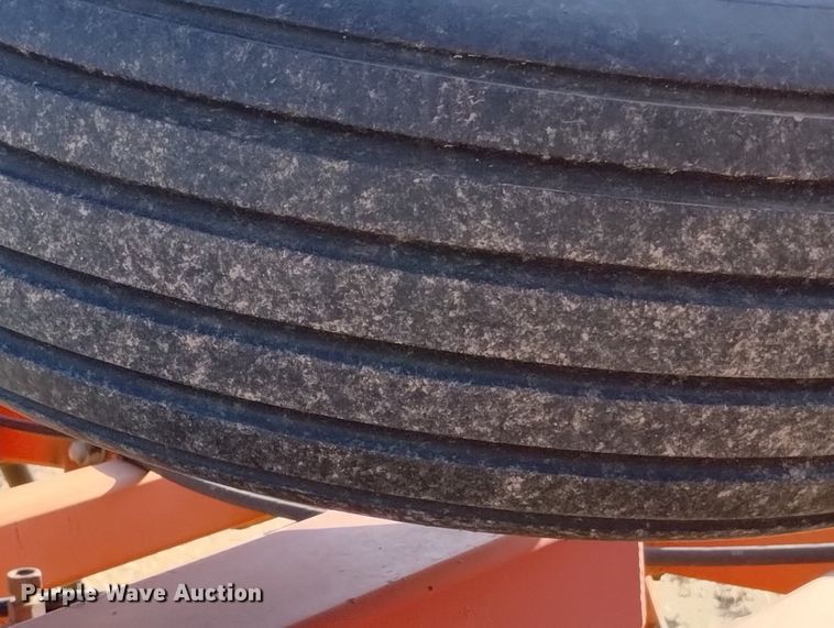 image for item DN6364 Sunflower 3691-45  sweep plow