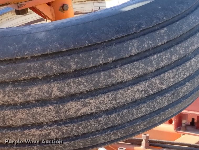 image for item DN6364 Sunflower 3691-45  sweep plow