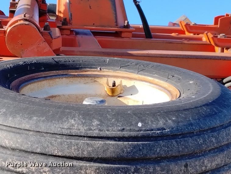 image for item DN6364 Sunflower 3691-45  sweep plow