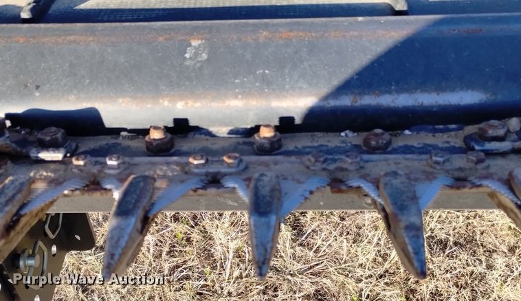 image for item DN6365 2015 MacDon FD75-D  flex draper head