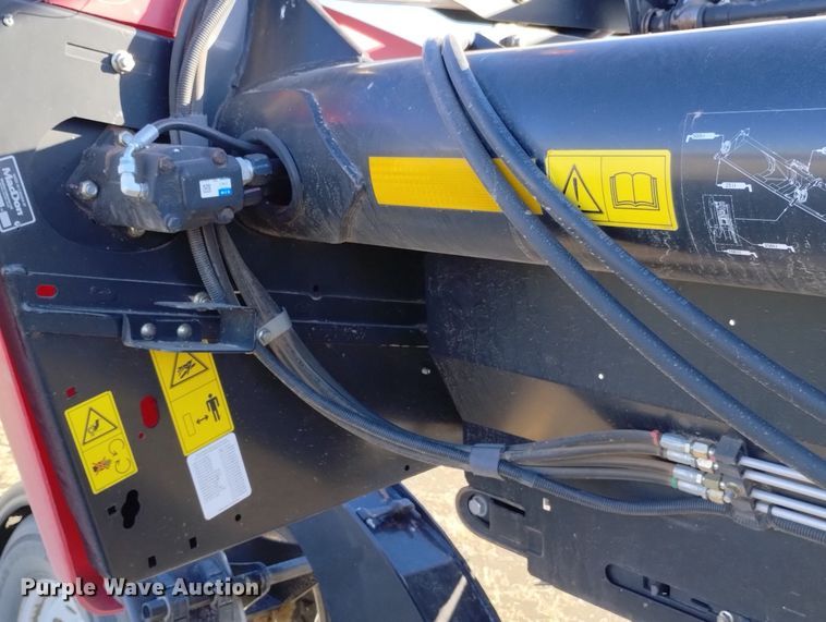 image for item DN6365 2015 MacDon FD75-D  flex draper head