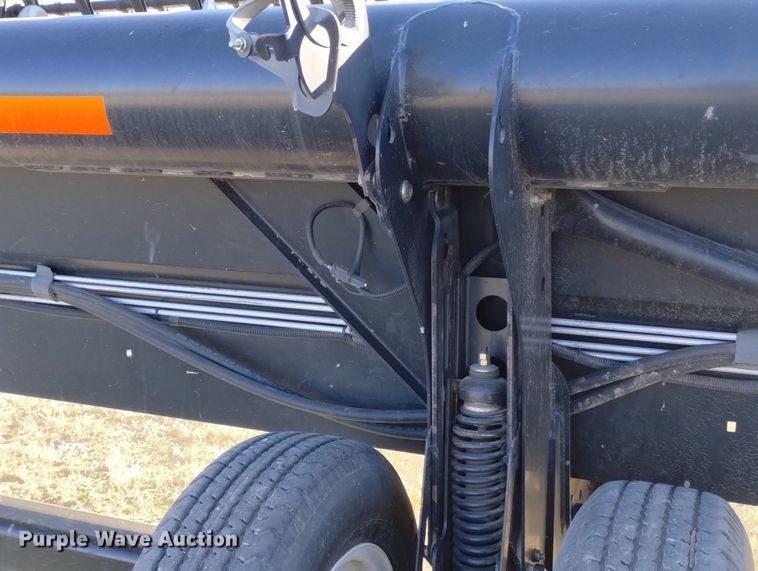 image for item DN6365 2015 MacDon FD75-D  flex draper head