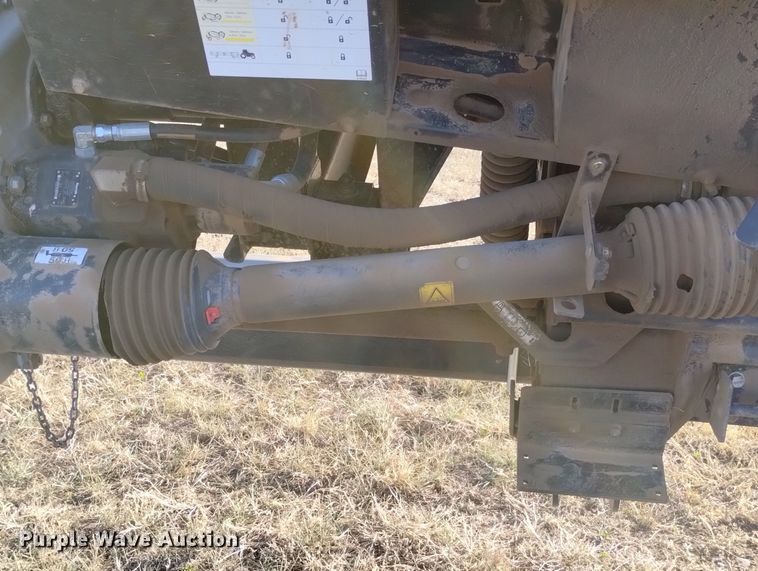 image for item DN6365 2015 MacDon FD75-D  flex draper head