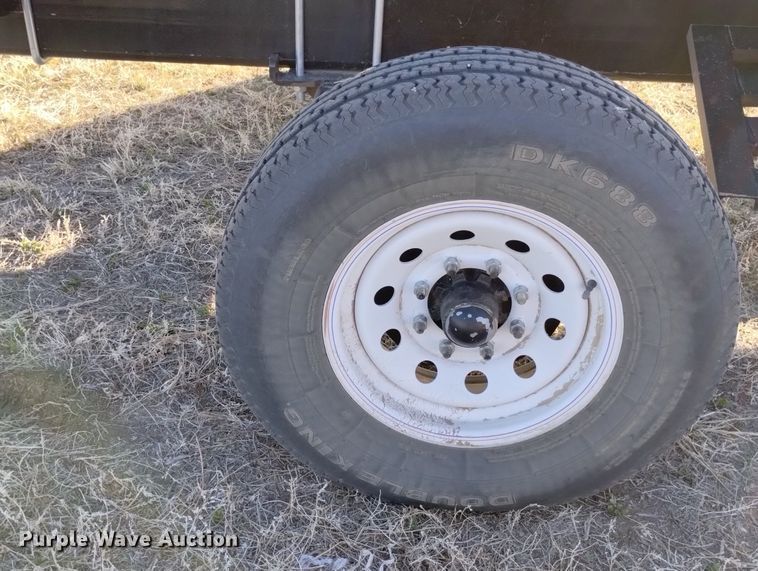 image for item DN6365 2015 MacDon FD75-D  flex draper head