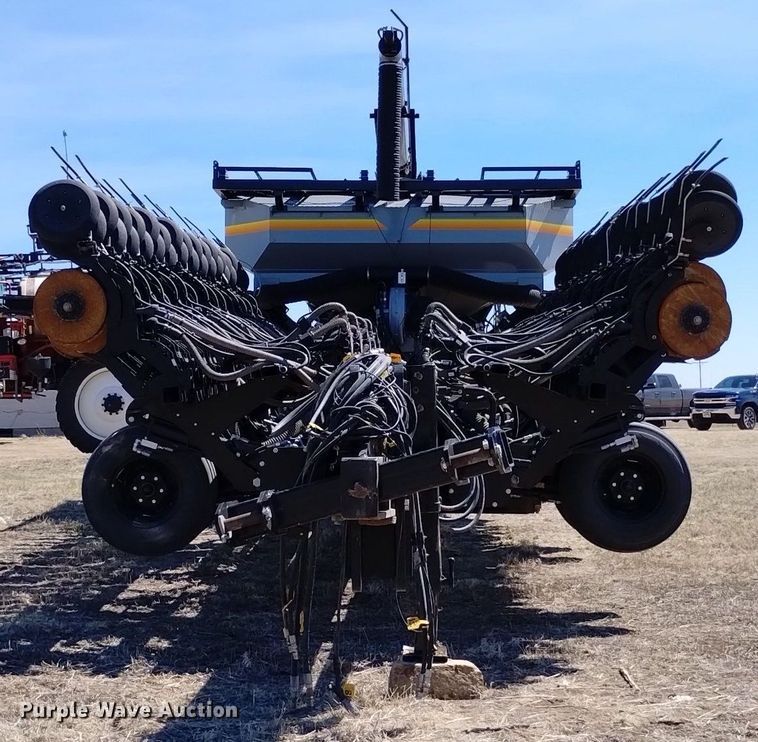 image for item DN6366 2014 CrustBuster 4560  air seeder