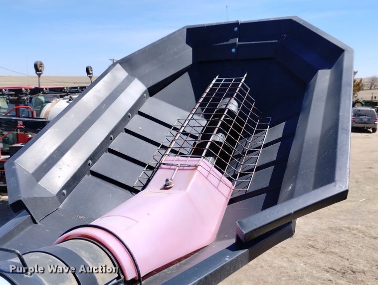 image for item DN6366 2014 CrustBuster 4560  air seeder