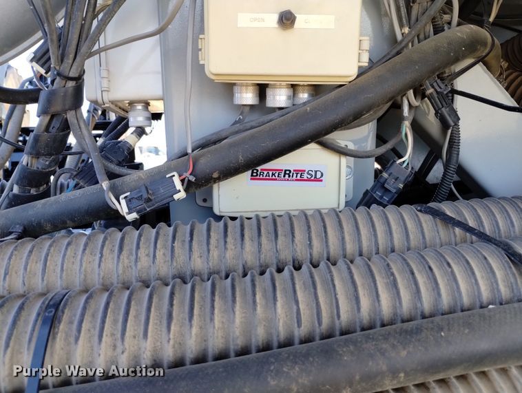 image for item DN6366 2014 CrustBuster 4560  air seeder