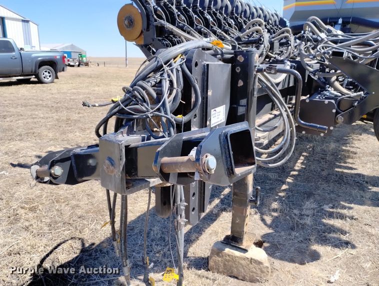 image for item DN6366 2014 CrustBuster 4560  air seeder