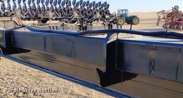 image for item DN6366 2014 CrustBuster 4560  air seeder