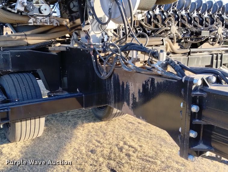 image for item DN6366 2014 CrustBuster 4560  air seeder