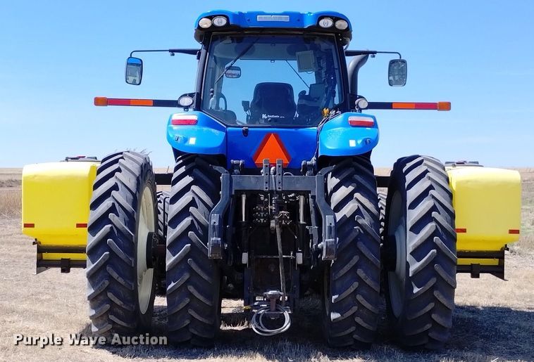 image for item DN6367 2015 New Holland T8.410  MFWD tractor