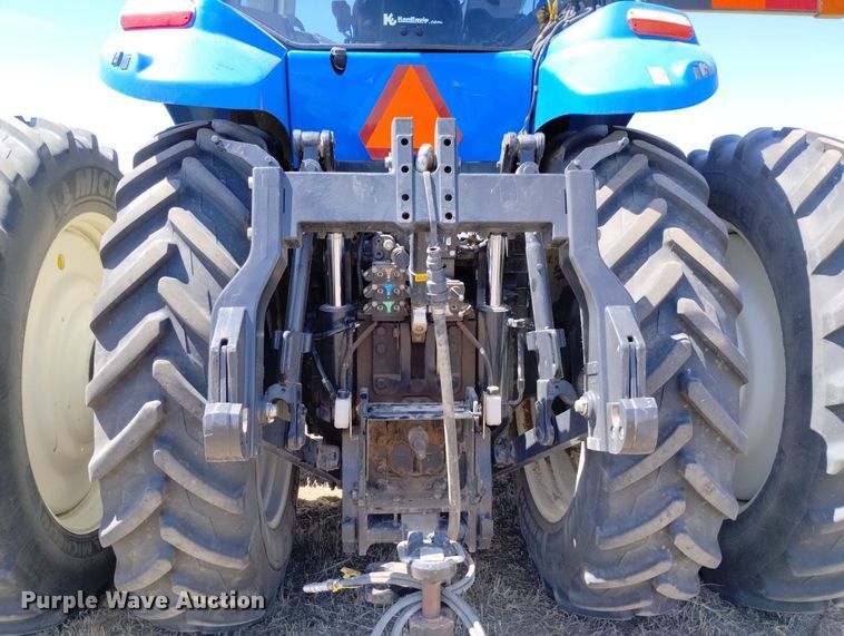 image for item DN6367 2015 New Holland T8.410  MFWD tractor