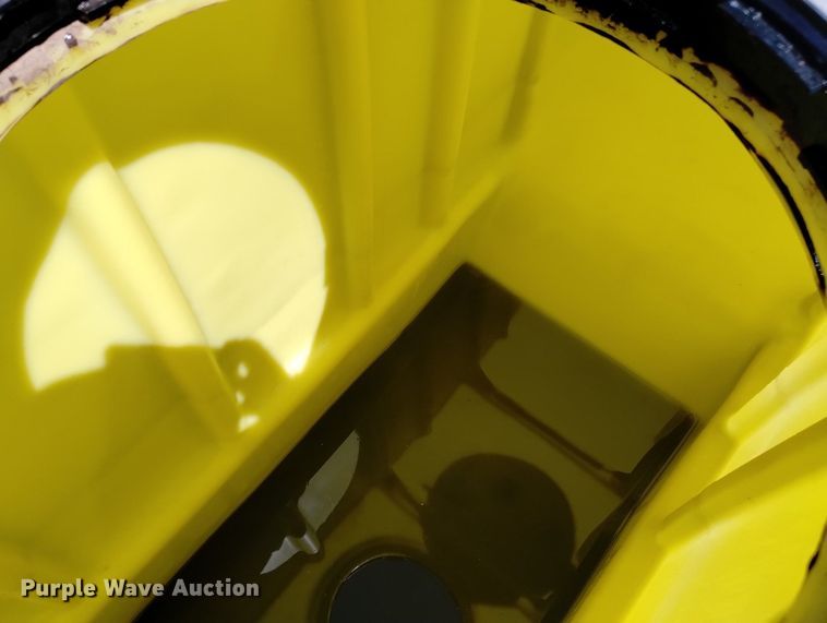 image for item DN6367 2015 New Holland T8.410  MFWD tractor