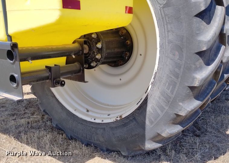 image for item DN6367 2015 New Holland T8.410  MFWD tractor