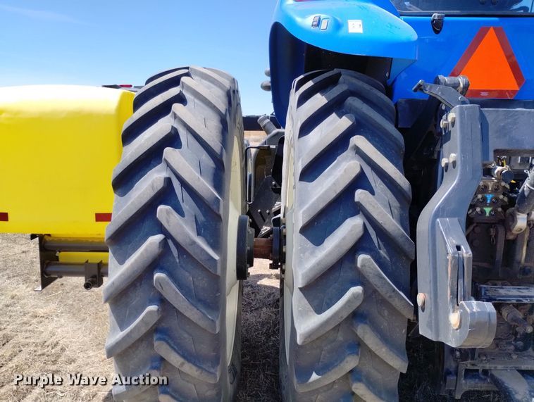 image for item DN6367 2015 New Holland T8.410  MFWD tractor