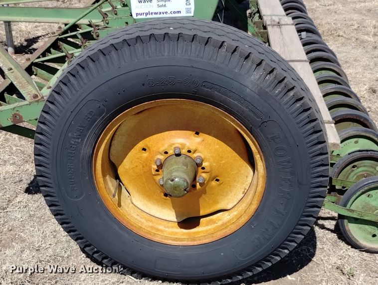 image for item DN6368 John Deere DR-A  grain drill