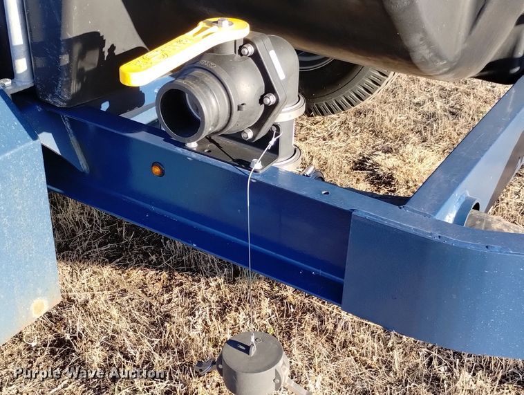 image for item DN6371 Ag Spray 1610  nurse tank trailer