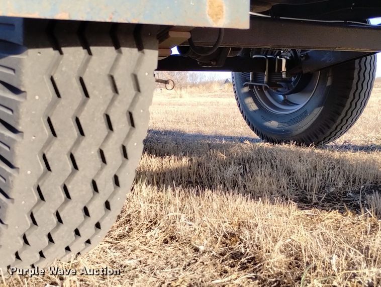 image for item DN6371 Ag Spray 1610  nurse tank trailer