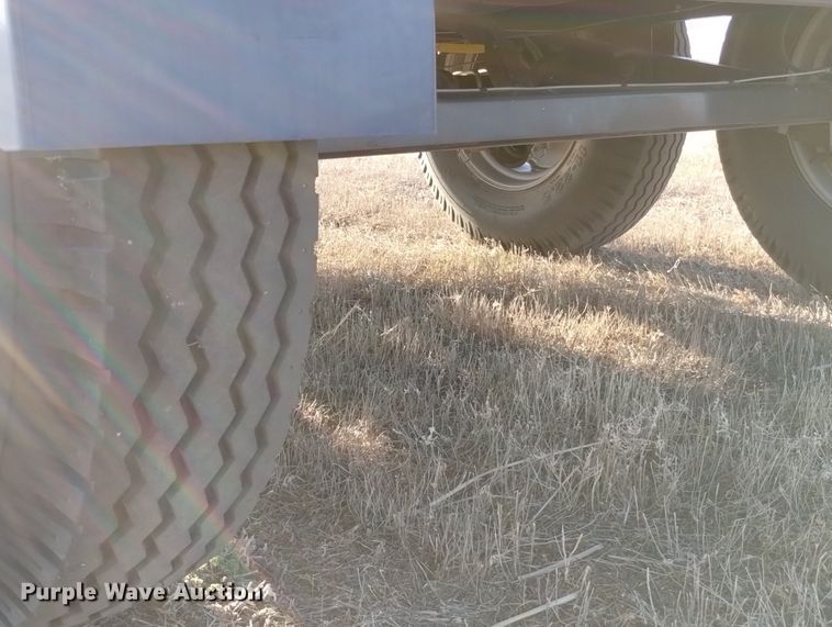 image for item DN6371 Ag Spray 1610  nurse tank trailer