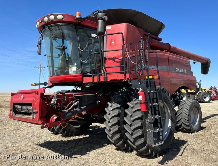 image for item DN6373 2010 Case IH 8120 Axial Flow  combine