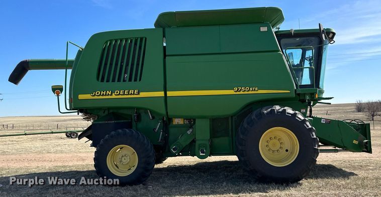 image for item DN6375 2001 John Deere 9750 STS  combine