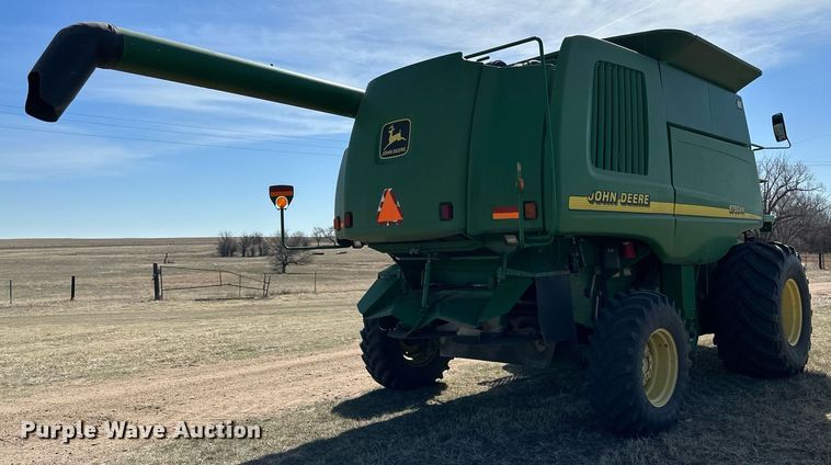 image for item DN6375 2001 John Deere 9750 STS  combine
