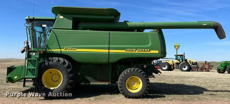 image for item DN6375 2001 John Deere 9750 STS  combine