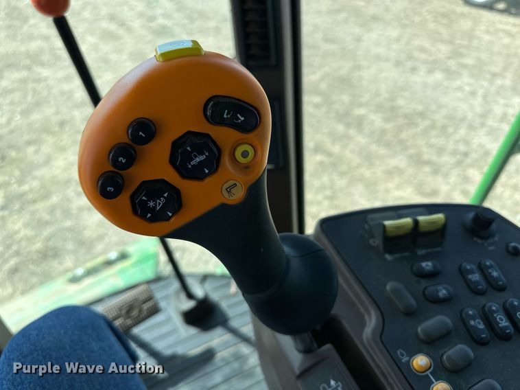 image for item DN6375 2001 John Deere 9750 STS  combine