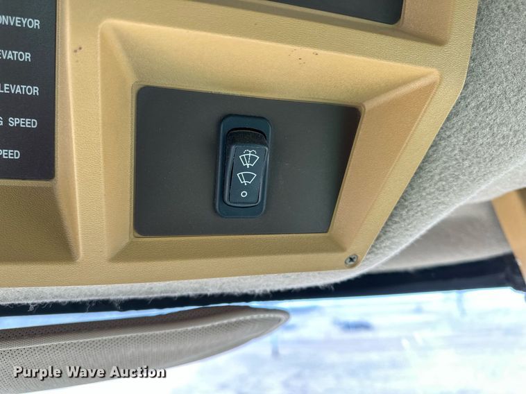 image for item DN6375 2001 John Deere 9750 STS  combine