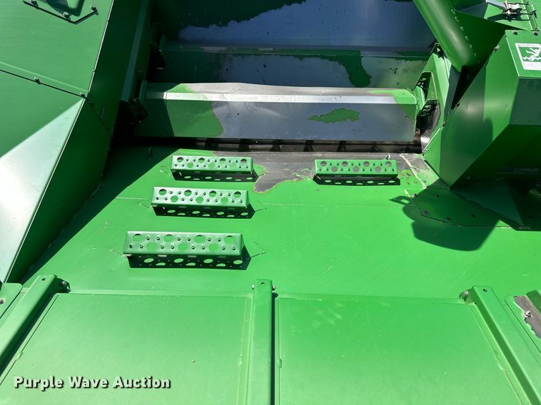 image for item DN6375 2001 John Deere 9750 STS  combine