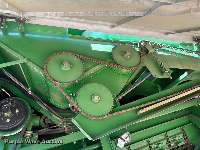 image for item DN6375 2001 John Deere 9750 STS  combine