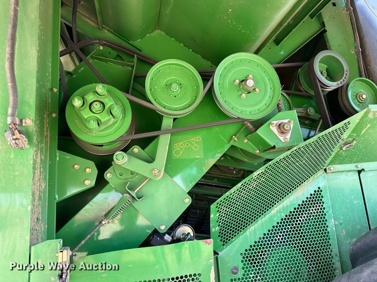 image for item DN6375 2001 John Deere 9750 STS  combine