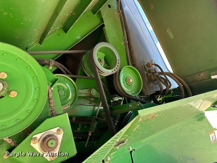 image for item DN6375 2001 John Deere 9750 STS  combine